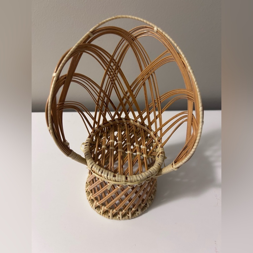 Vintage mini Wicker barbie doll furniture Chairs fan back peacock chairs settee - Picture 10 of 16
